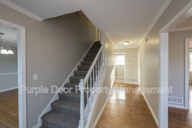 Building Photo - 4281 Keheley Lake Dr