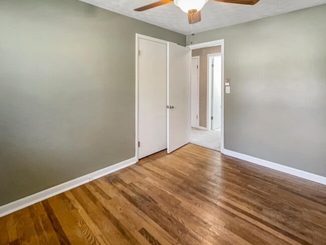 Building Photo - 6643 Buck Creek Ave SW