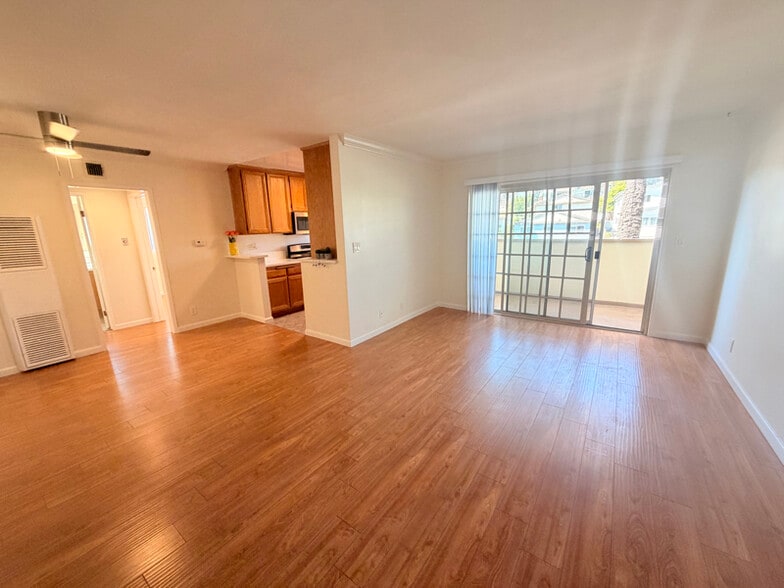 Building Photo - 8306 W Manchester Ave