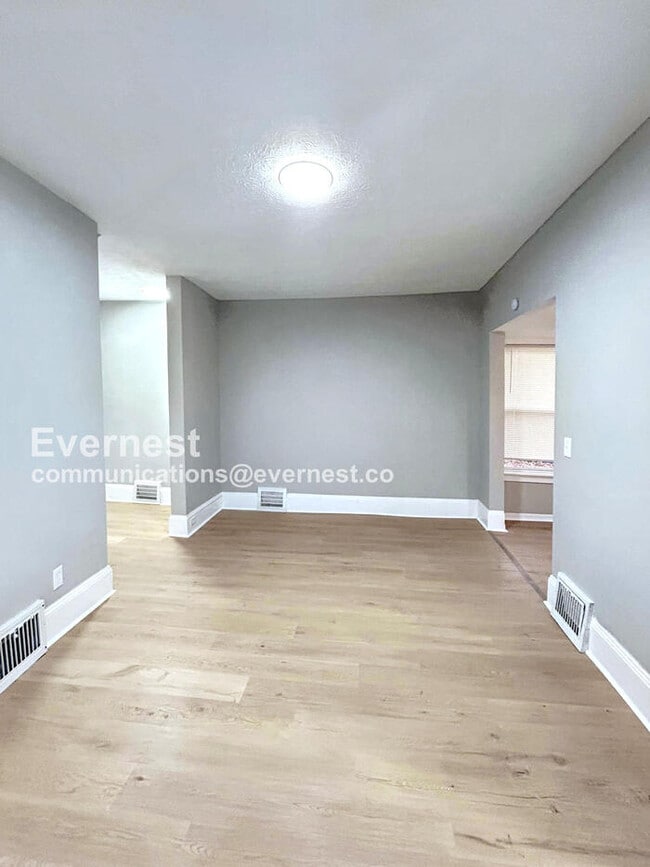Building Photo - 18709 Arrowhead Ave