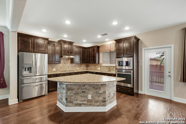 Building Photo - 1514 Mallard Haven