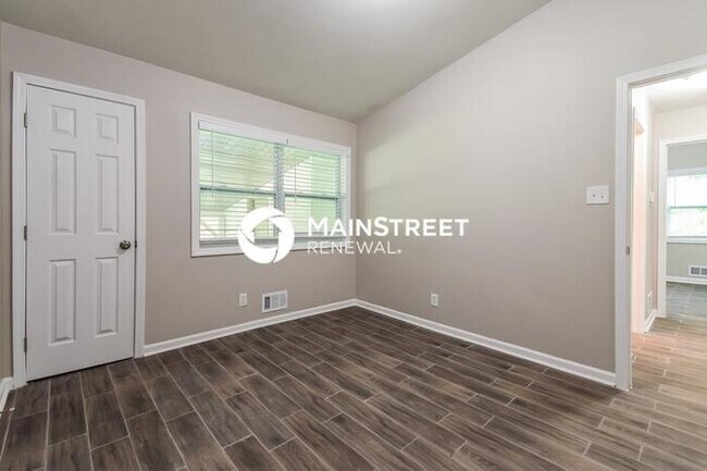 Building Photo - 3 Bedroom Pet-Friendly Home in decatur, GA...