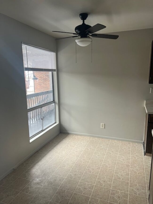 Building Photo - New carpet and paint throughout. Carport a...