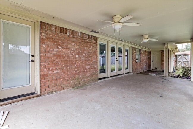 Building Photo - 660 Bancroft Dr