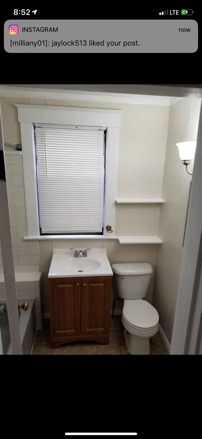 Building Photo - 2748 Norwood Ave