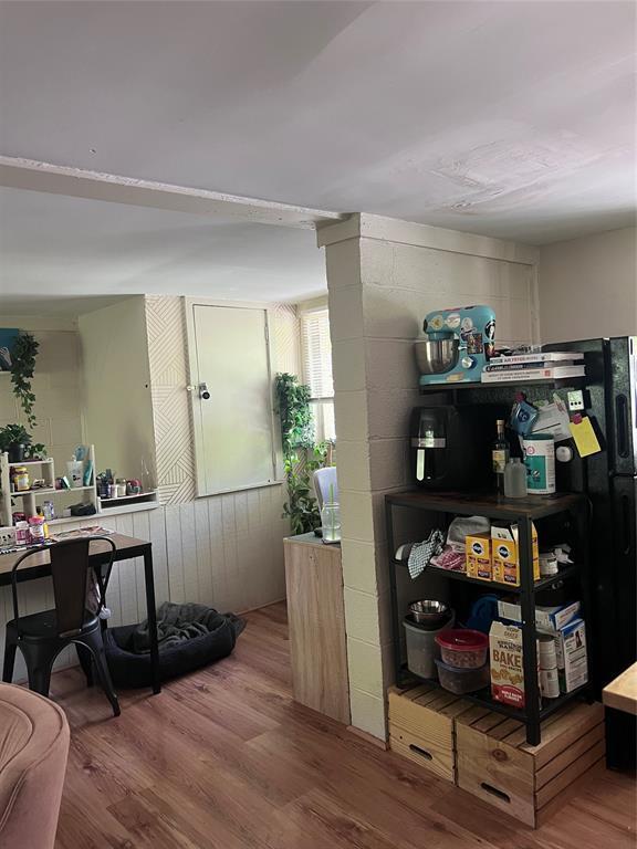 Building Photo - 3205 Grooms St