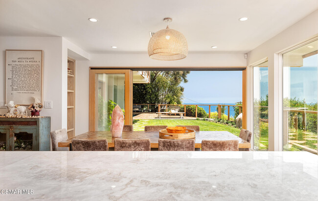 Building Photo - 20762 Rockpoint Way