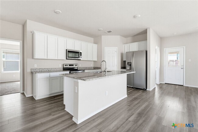 Building Photo - 8806 Brahma Plns Rd