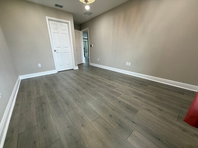 Building Photo - Brand-New 5BR/4BA Rental with Pond View, 4-Car Garage