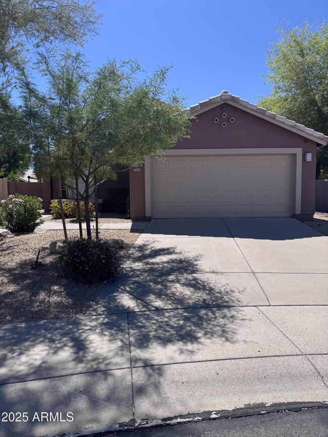 Building Photo - 4027 E Rancho Del Oro Dr