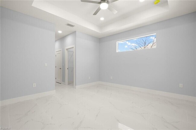 Building Photo - 3733 15th St W