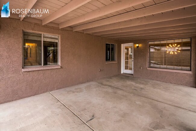 Building Photo - Charming 4-beds, 2-baths single-level home nestled in Mesa!