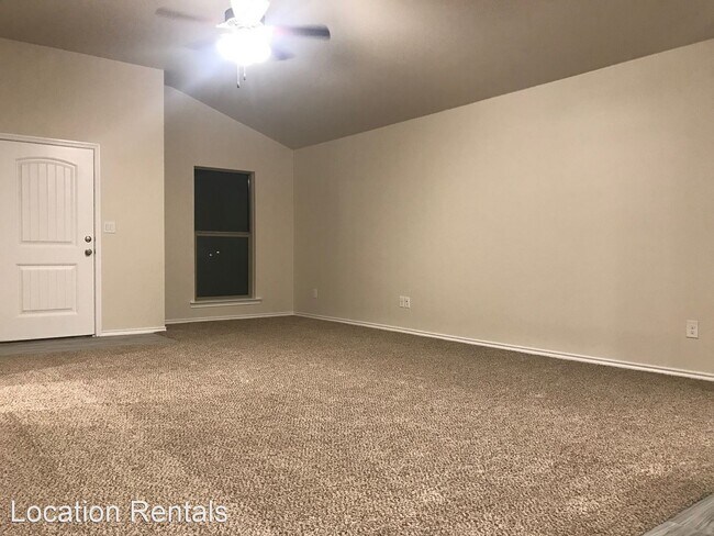 Building Photo - 3 br, 2 bath House - 10005 Wausau Ave