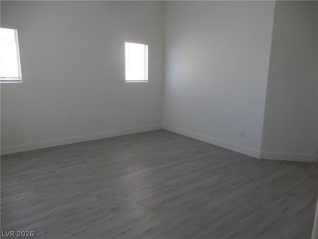 Building Photo - 42 Belle Essence Ave