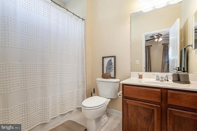 Building Photo - 4203 Talon Dr