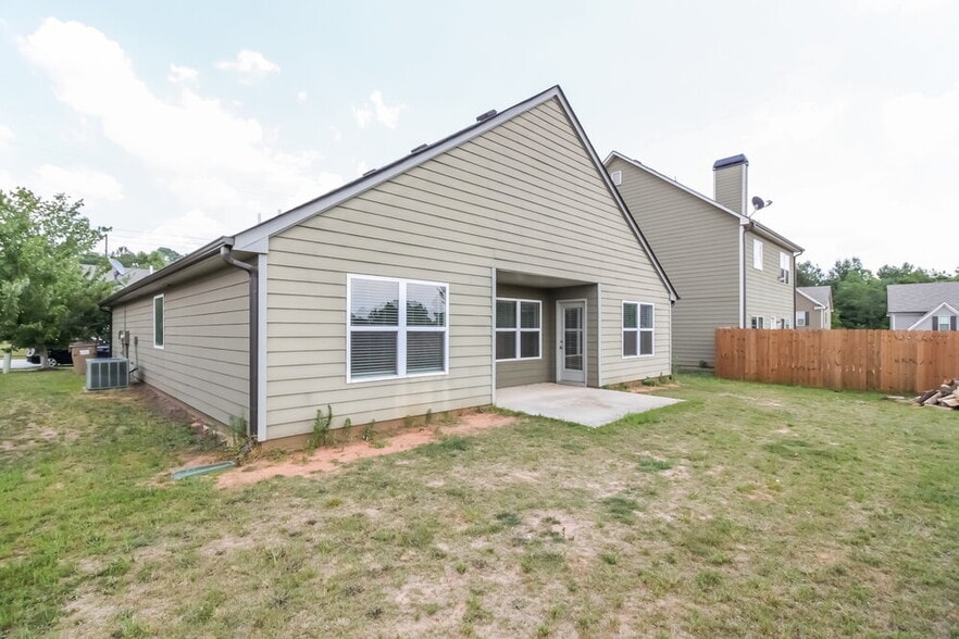 Building Photo - 315 Meadow Vista Ln