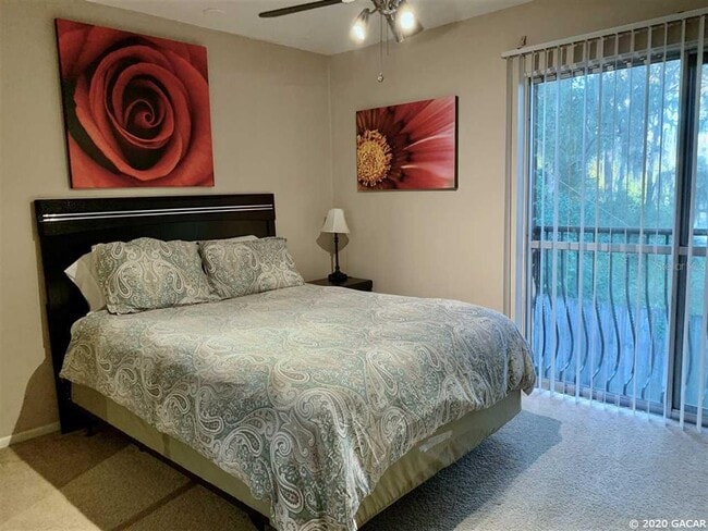 Building Photo - 1700 SW 16th Ct