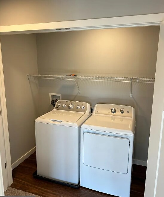 Building Photo - 120 Hart Ln