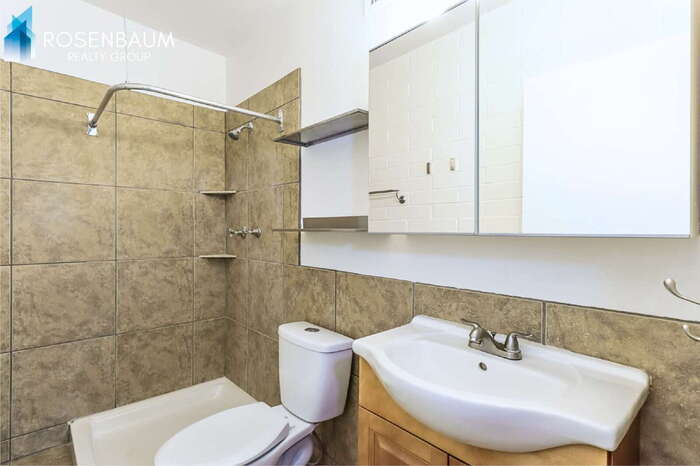 Building Photo - 1417 E Fort Lowell Rd