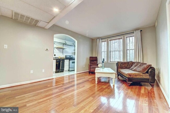 Building Photo - 2015 Key Blvd