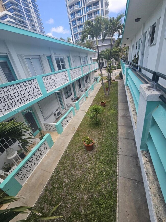 Building Photo - 6494 Collins Ave