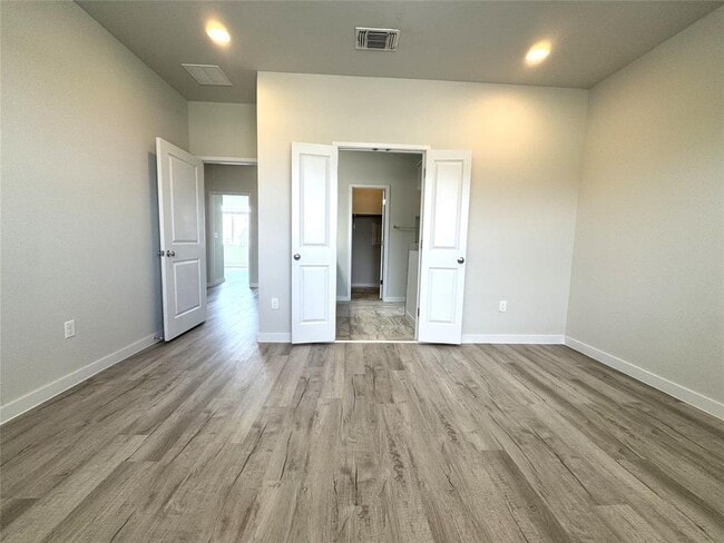 Building Photo - 15102 Ryman Rd