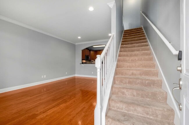 Building Photo - 5920 Obrien Ave