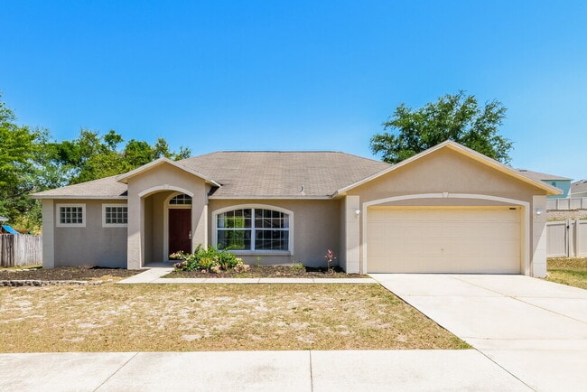 Building Photo - 640 Tranquility St