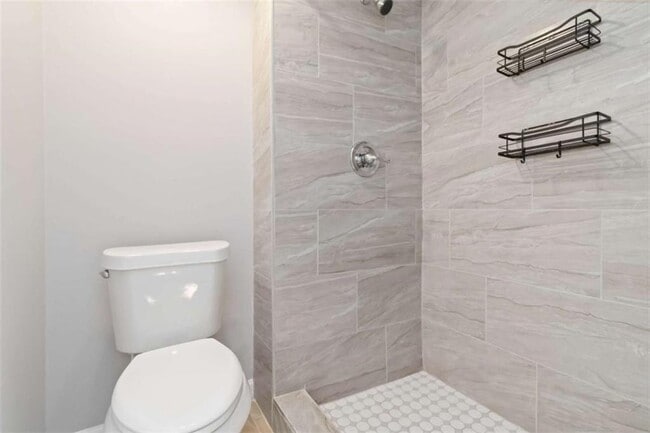 Building Photo - 46 Le Parc Fontaine