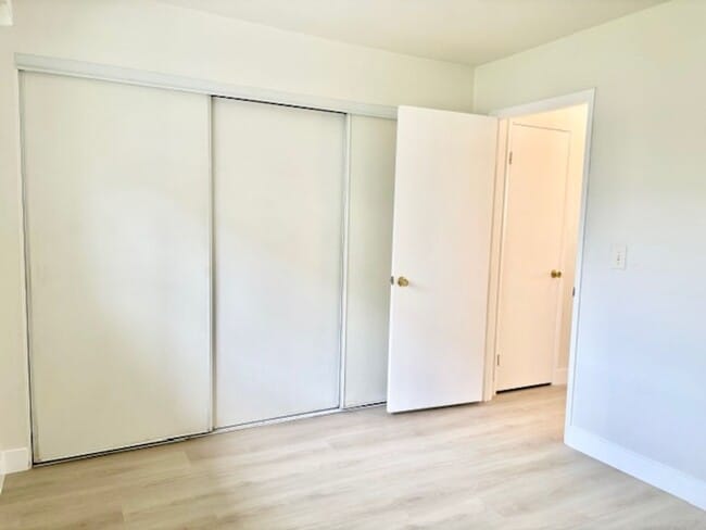 Building Photo - Port Hueneme | 2 Bed + 1 Bath | Newly Reno...
