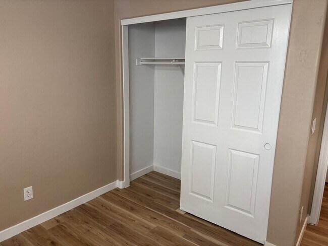 Building Photo - Charming 3BR House in Phoenix