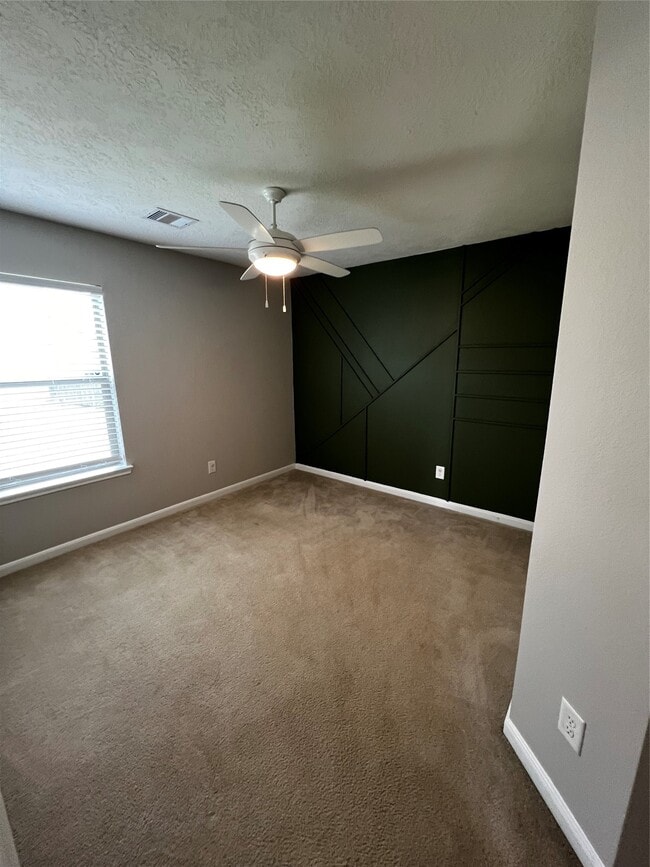 Building Photo - 6702 Path Way Ct