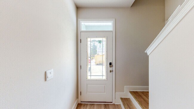 Building Photo - 3 bed 2.5 bathroom townhome in Santa Rosa Beach