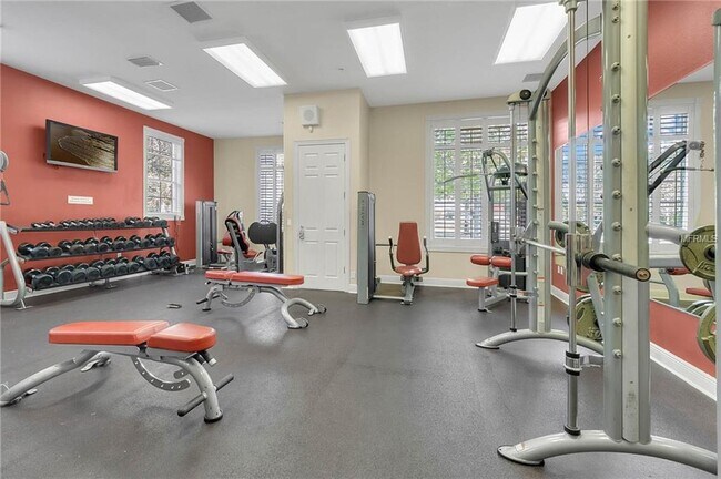 Building Photo - 15030 Evergreen Oak Loop
