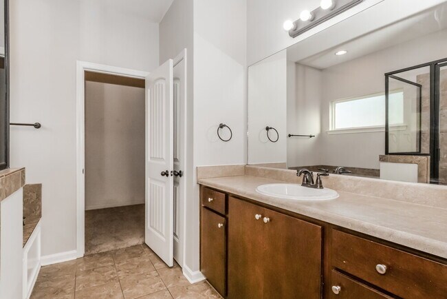 Building Photo - 6156 Trail Creek Ln