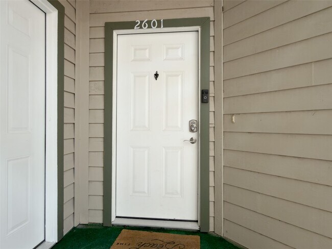 Building Photo - 6500 Harbor Town Dr