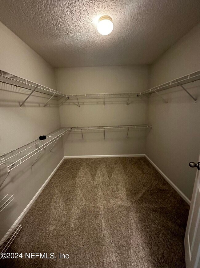 Building Photo - 12212 Angleterre Dr