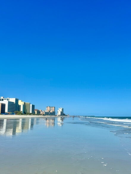 Building Photo - 1207 S Ocean Blvd