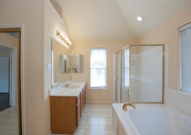 Building Photo - 7405 Stoney Point Dr