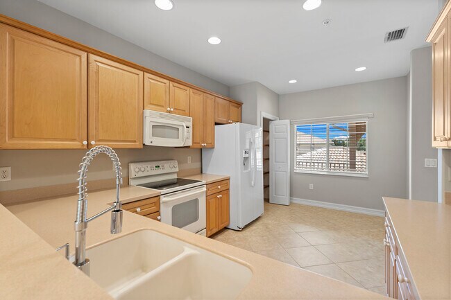 Building Photo - 9113 Michael Cir