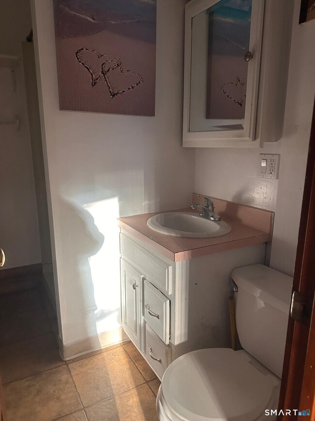 Building Photo - 20 Myrtle Ave