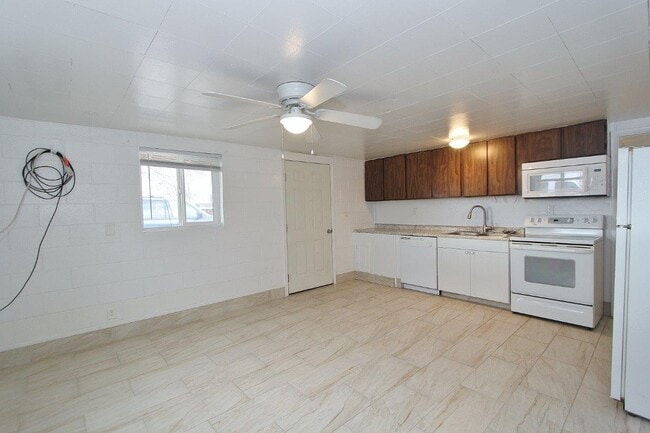 Building Photo - 2020 U.A. Avenue Emmett