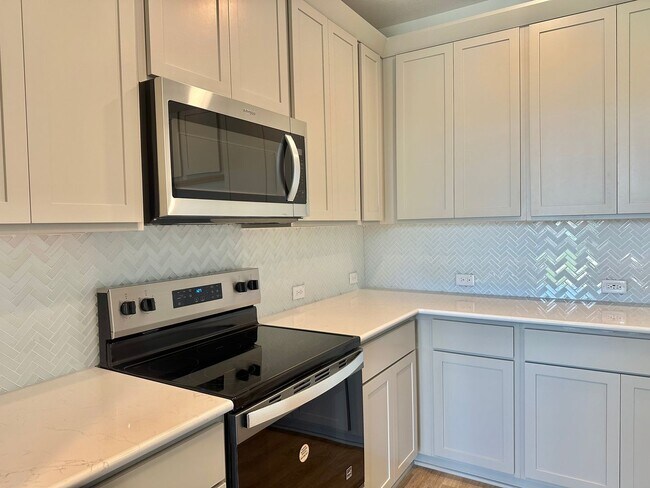 Building Photo - 3 Bed 2Bath in Taylor Tx