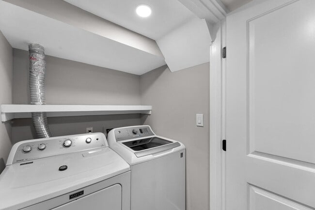 Building Photo - 1017 Euclid St NW