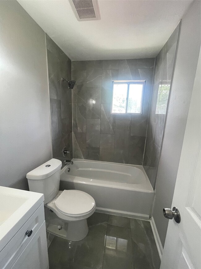 Building Photo - 4511 Alvin St