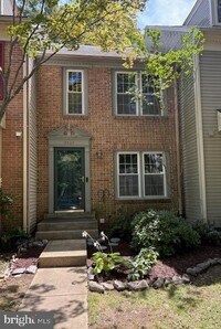 Building Photo - 8424 Springfield Oaks Dr