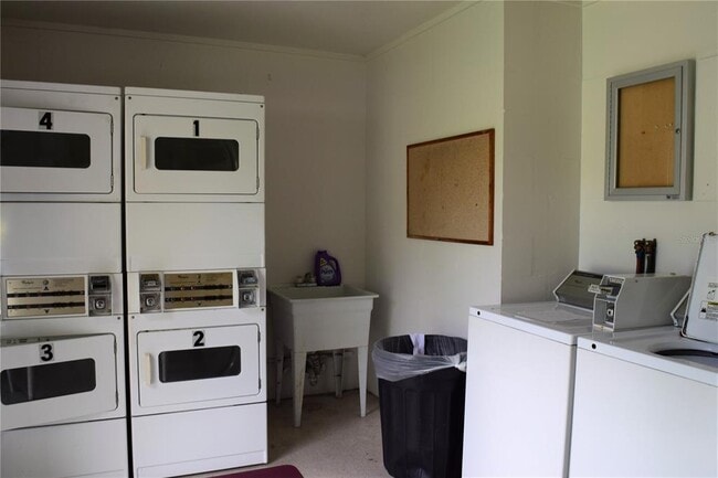 Building Photo - 2304 Ringling Blvd