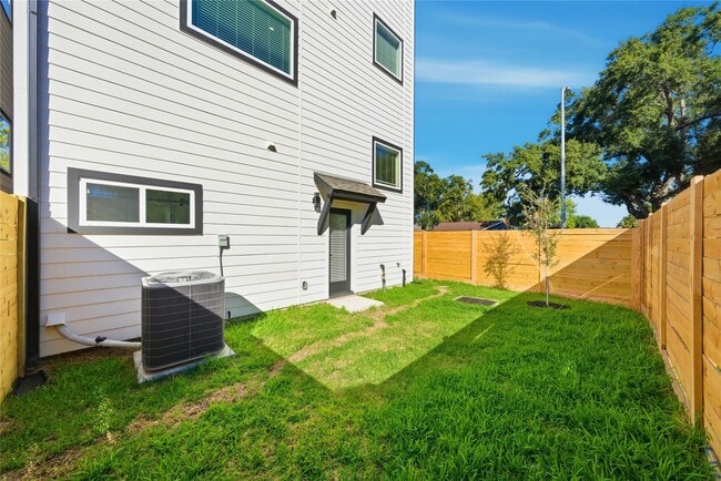 Building Photo - 10929 Ivyridge Rd