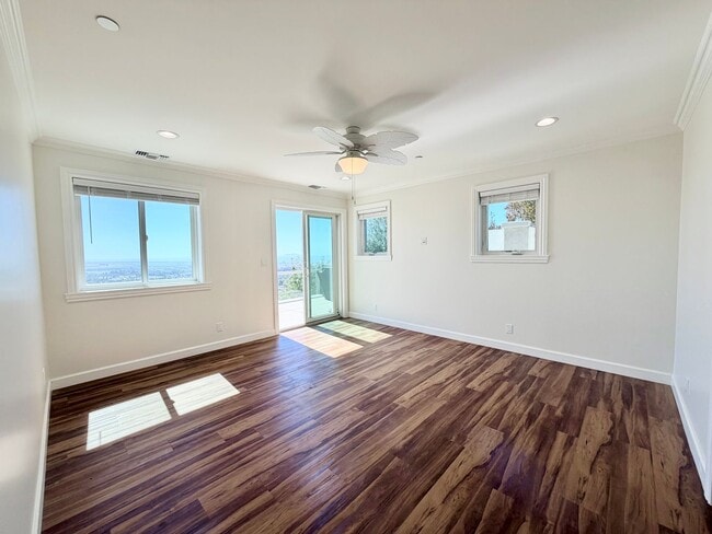 Building Photo - 5544 Crestone Ct