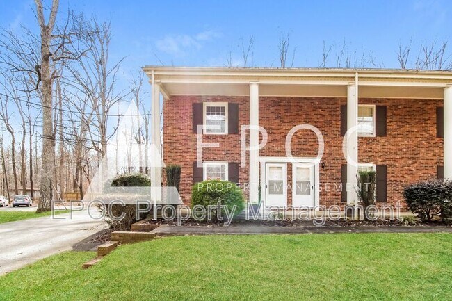 Primary Photo - 1019 Cypress Dr
